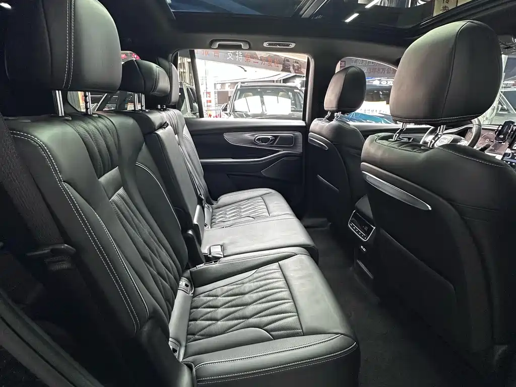 GAC Motor Trumpchi GS8 — фото 28