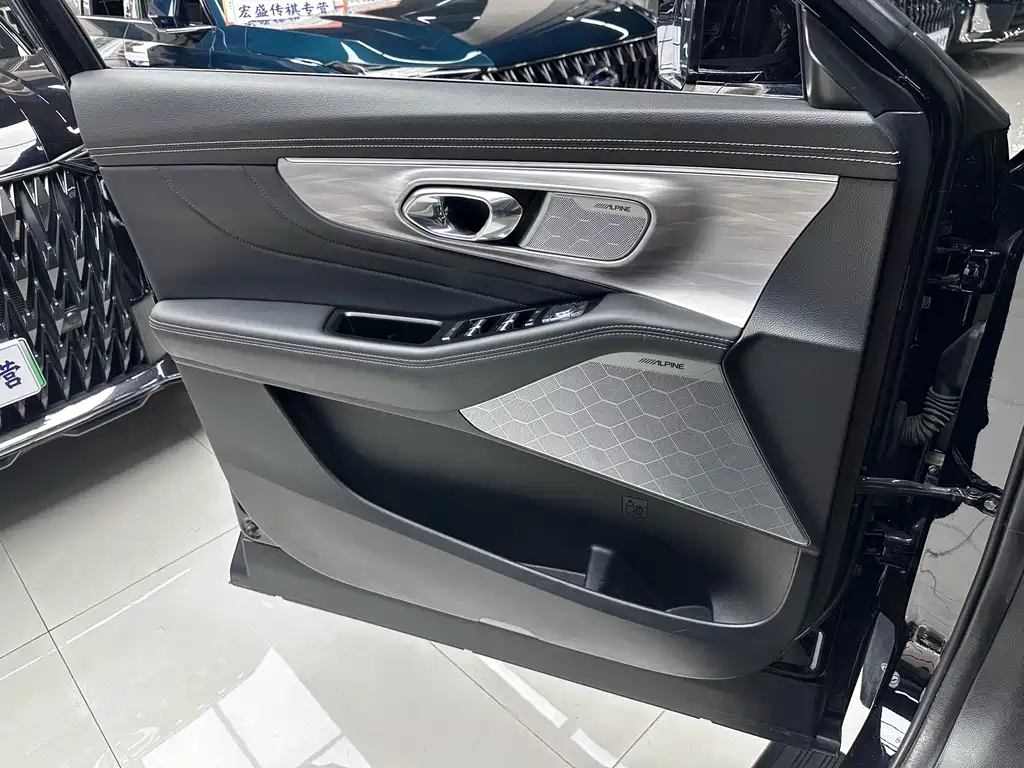 GAC Motor Trumpchi GS8 — фото 10
