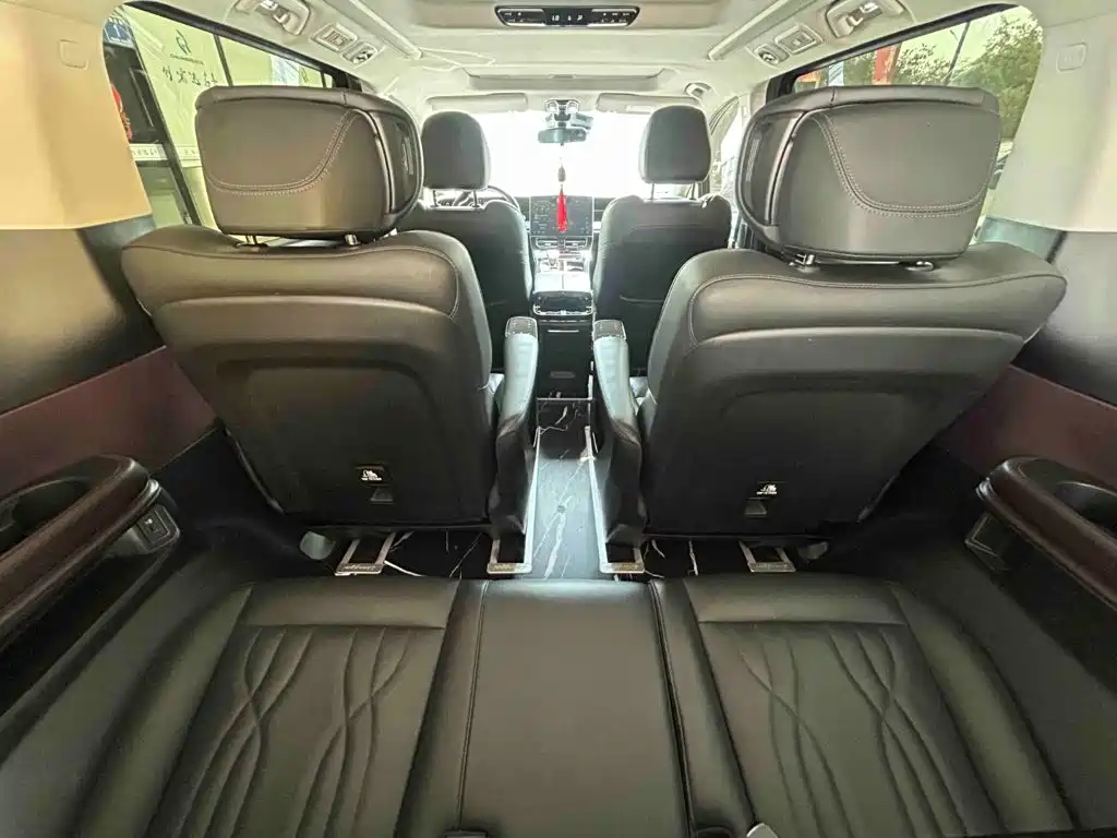 GAC Motor Trumpchi M8 — фото 18