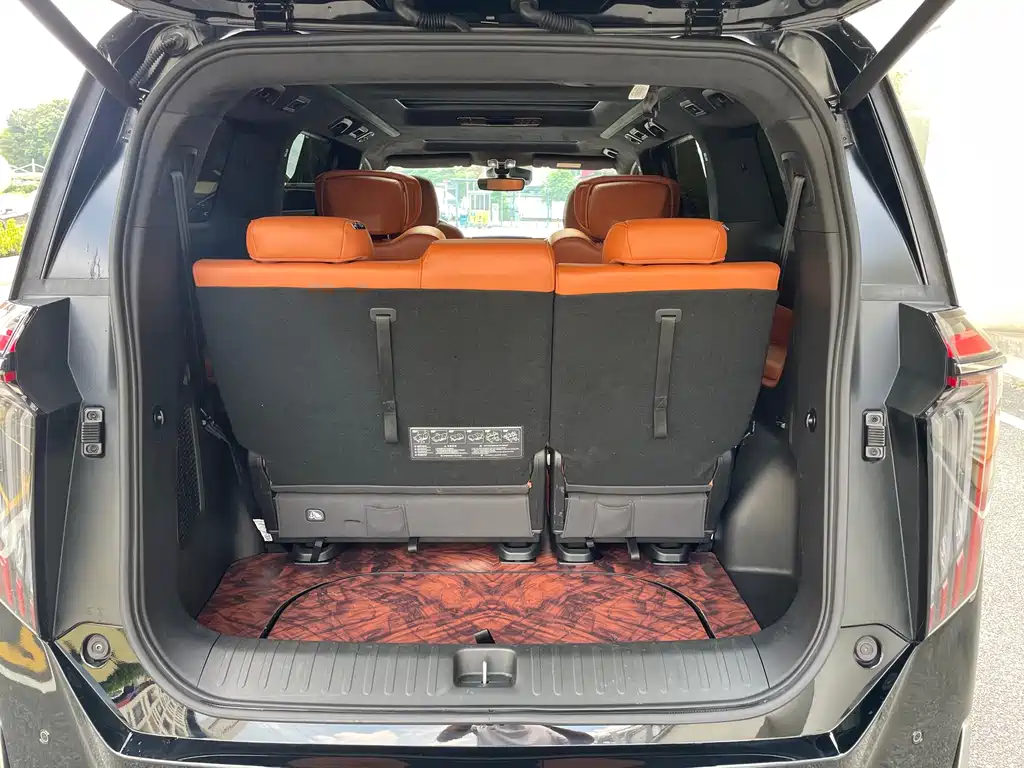 GAC Motor Trumpchi E9 — фото 18