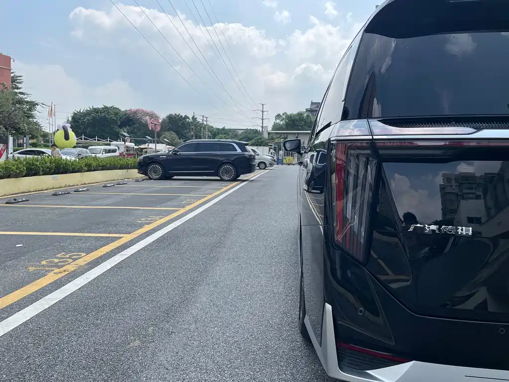 GAC Motor Trumpchi E9 — фото 24