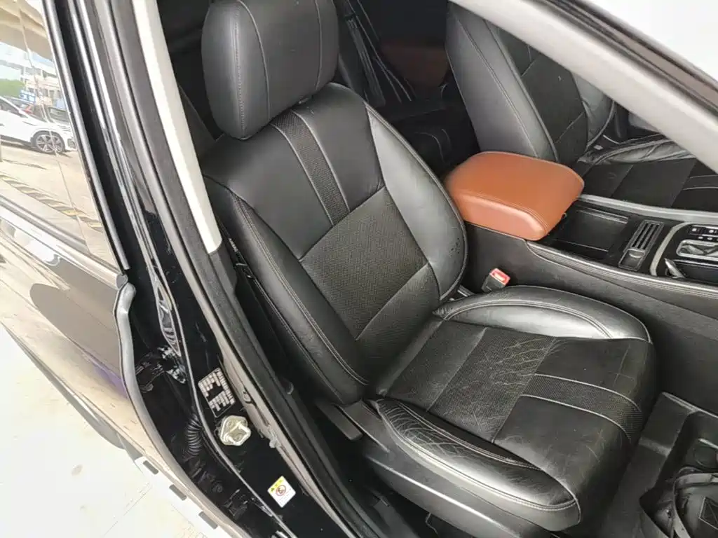 GAC Motor Trumpchi GS7 — фото 25