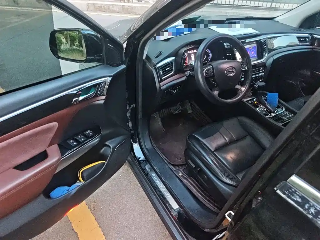 GAC Motor Trumpchi GS8 — фото 17