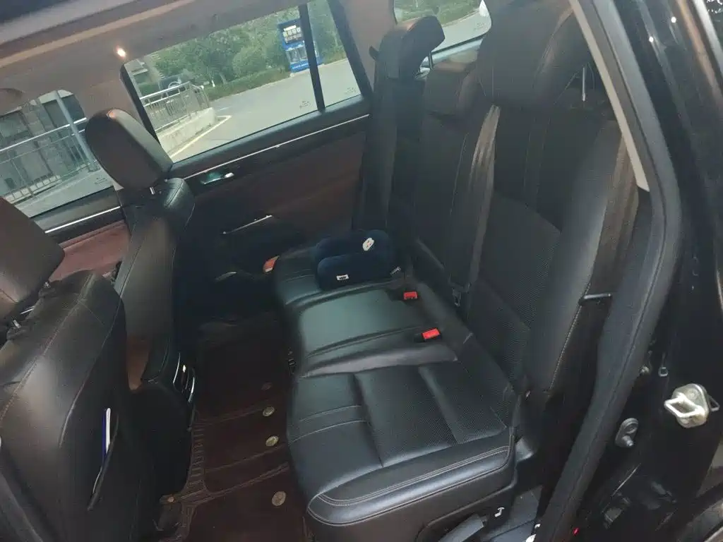 GAC Motor Trumpchi GS8 — фото 18