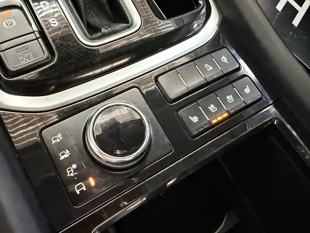 GAC Motor Trumpchi GS8 — фото 23