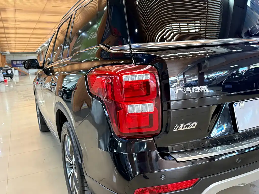 GAC Motor Trumpchi GS8 — фото 26