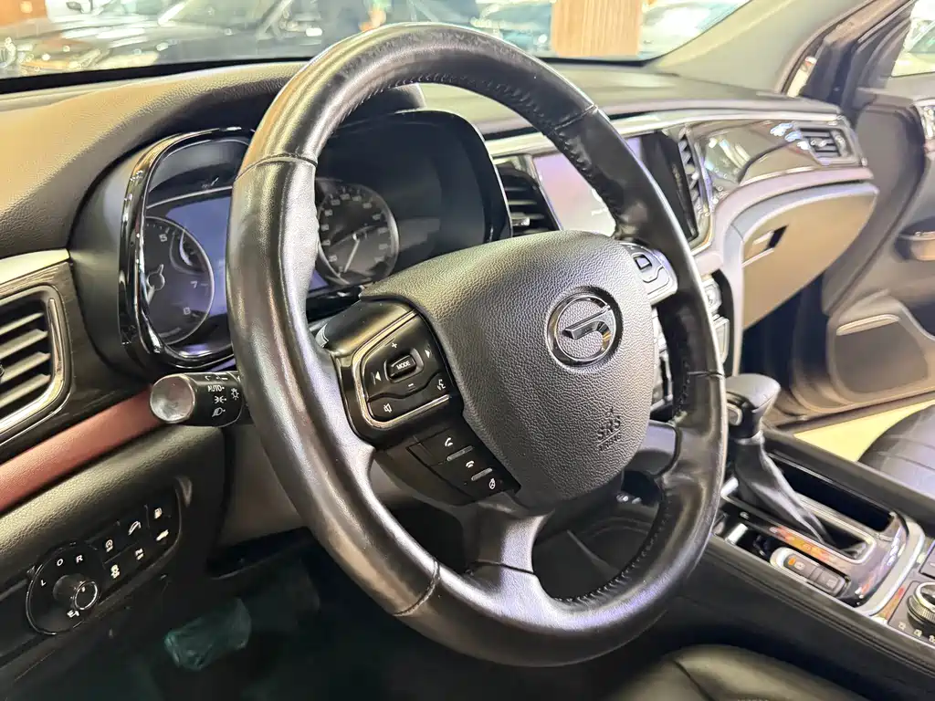 GAC Motor Trumpchi GS8 — фото 8
