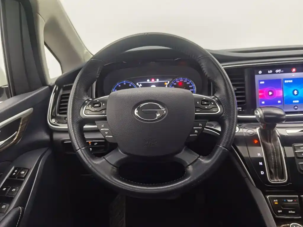 GAC Motor Trumpchi M8 — фото 11