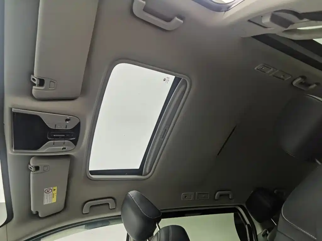 GAC Motor Trumpchi M8 — фото 14