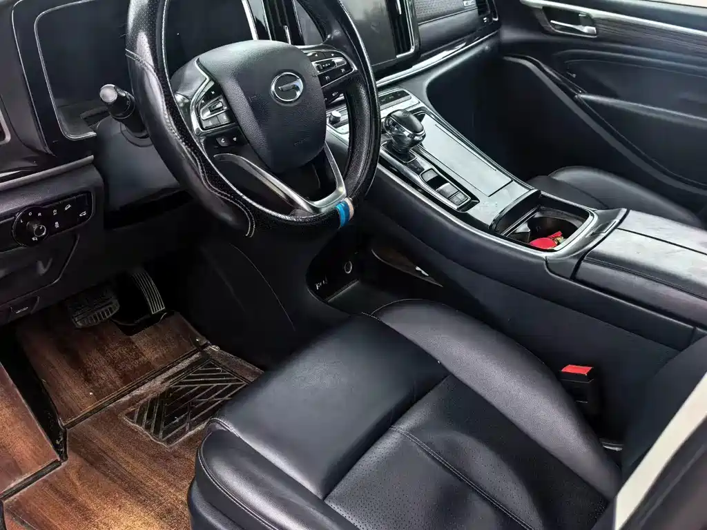 GAC Motor Trumpchi M8 — фото 3
