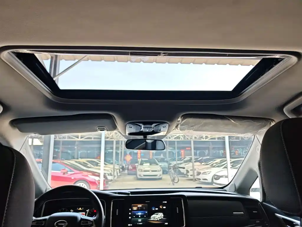 GAC Motor Trumpchi M8 — фото 14
