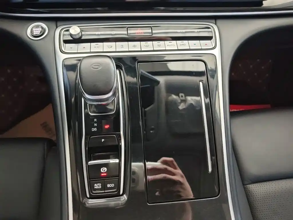 GAC Motor Trumpchi M8 — фото 10