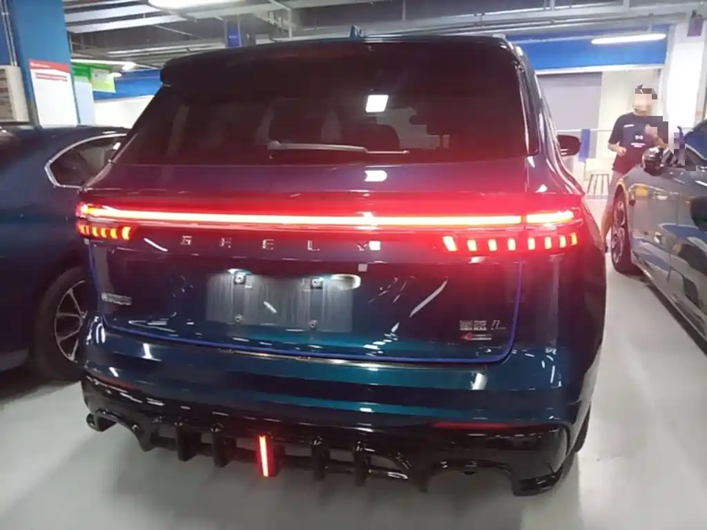 Geely Xingyue L — фото 6