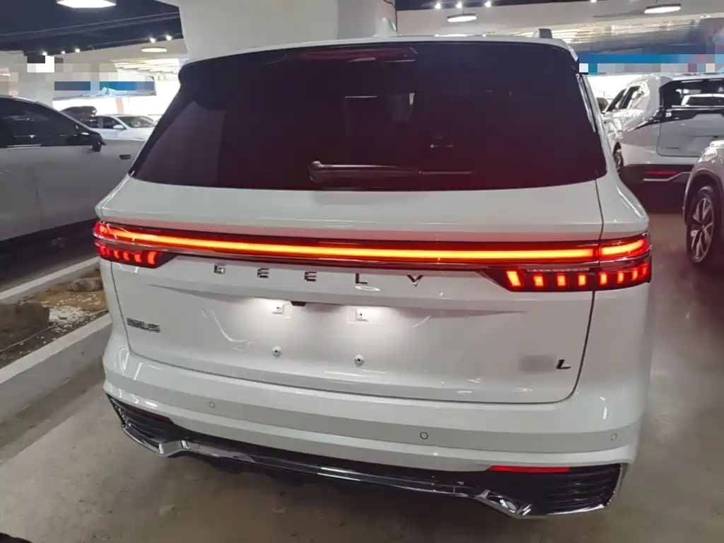 Geely Xingyue L — фото 6
