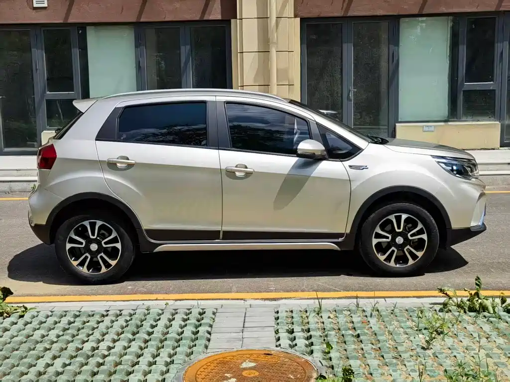 Geely Vision X3 — фото 4