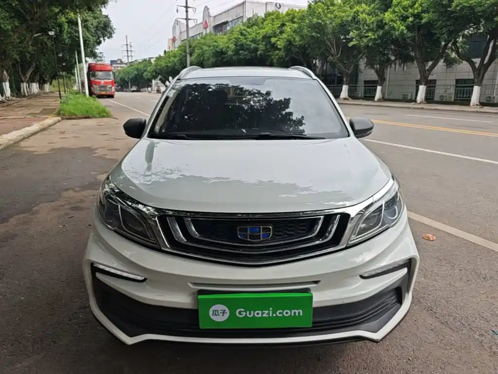 Geely Vision X3 — фото 3