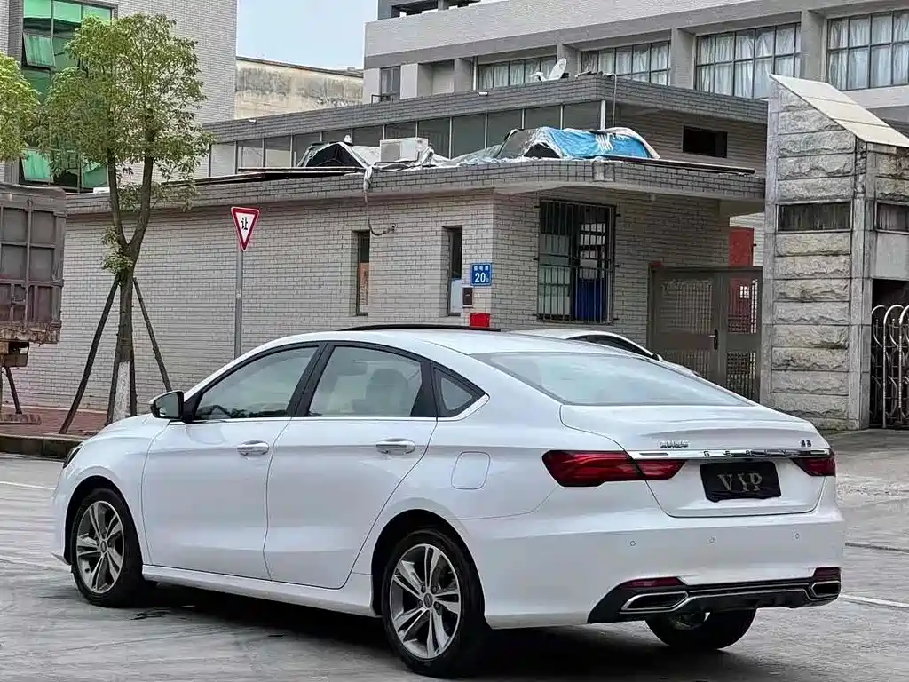 Geely Binrui — фото 5
