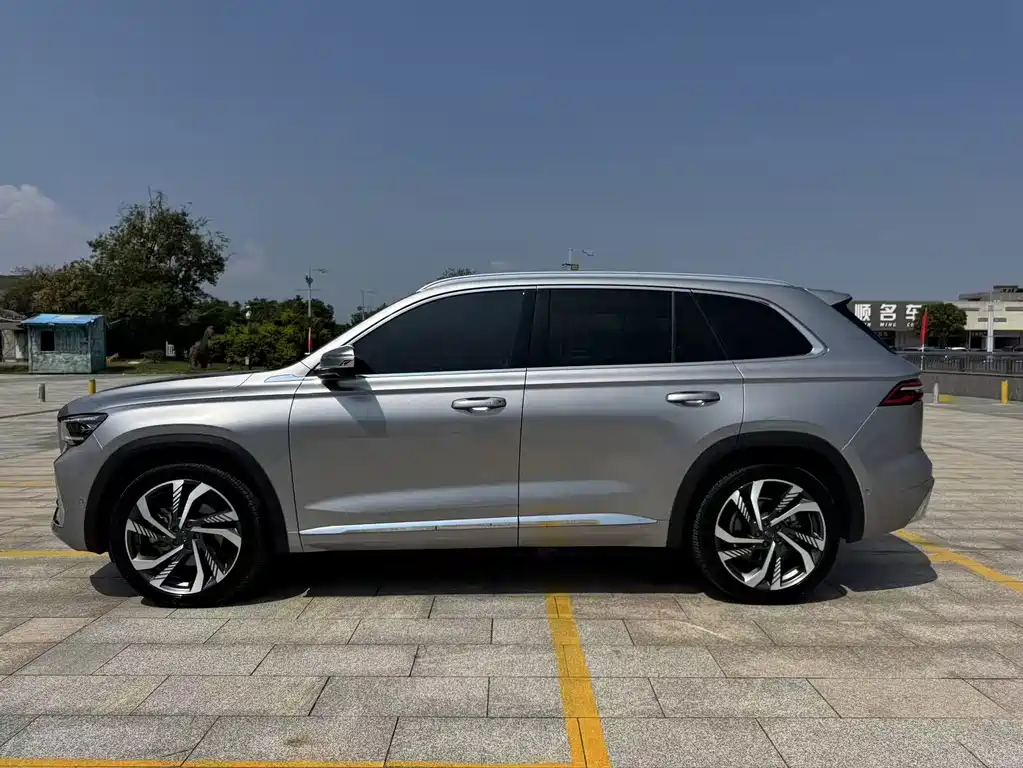 Geely Xingyue L — фото 4