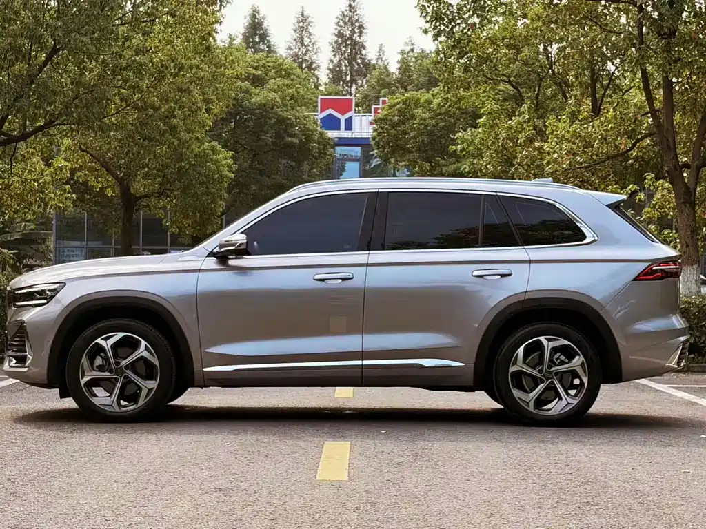 Geely Xingyue L — фото 8