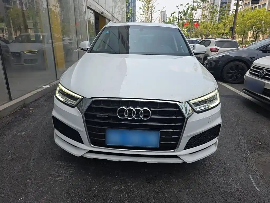 Audi Q3 — фото 3