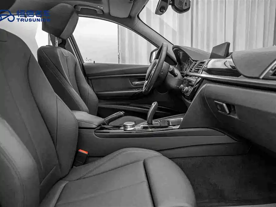 BMW 3 Series — фото 15
