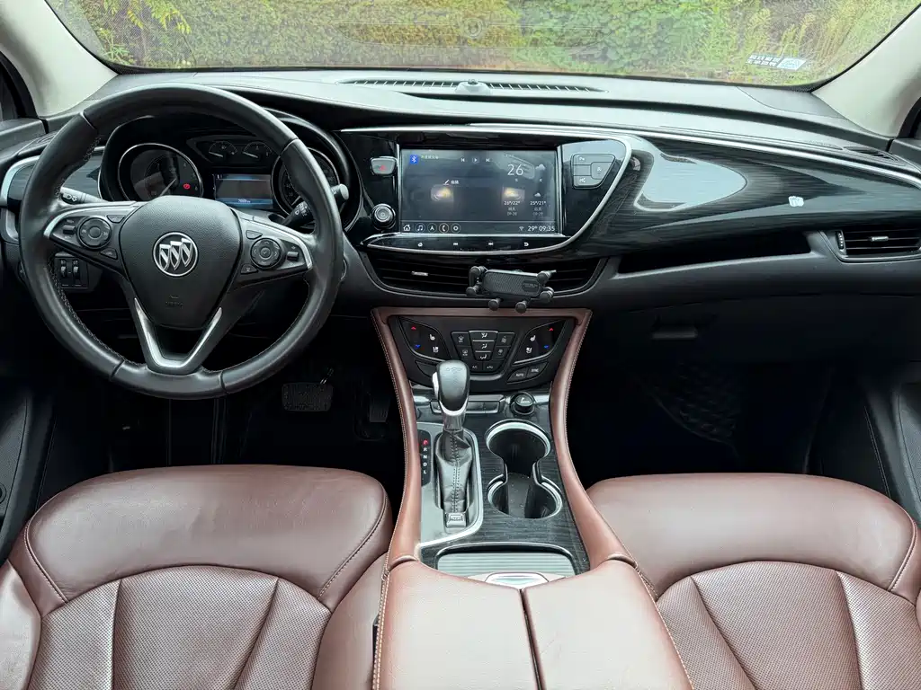 Buick Envision Plus — фото 11