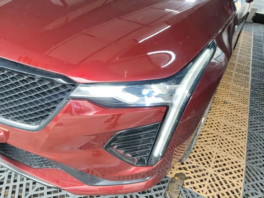 Cadillac CT4 — фото 24