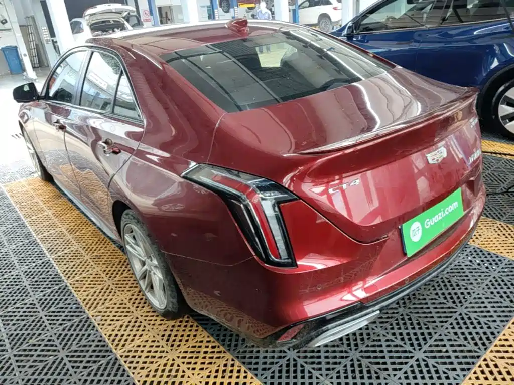 Cadillac CT4 — фото 5
