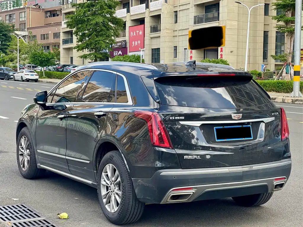 Cadillac XT5 — фото 7