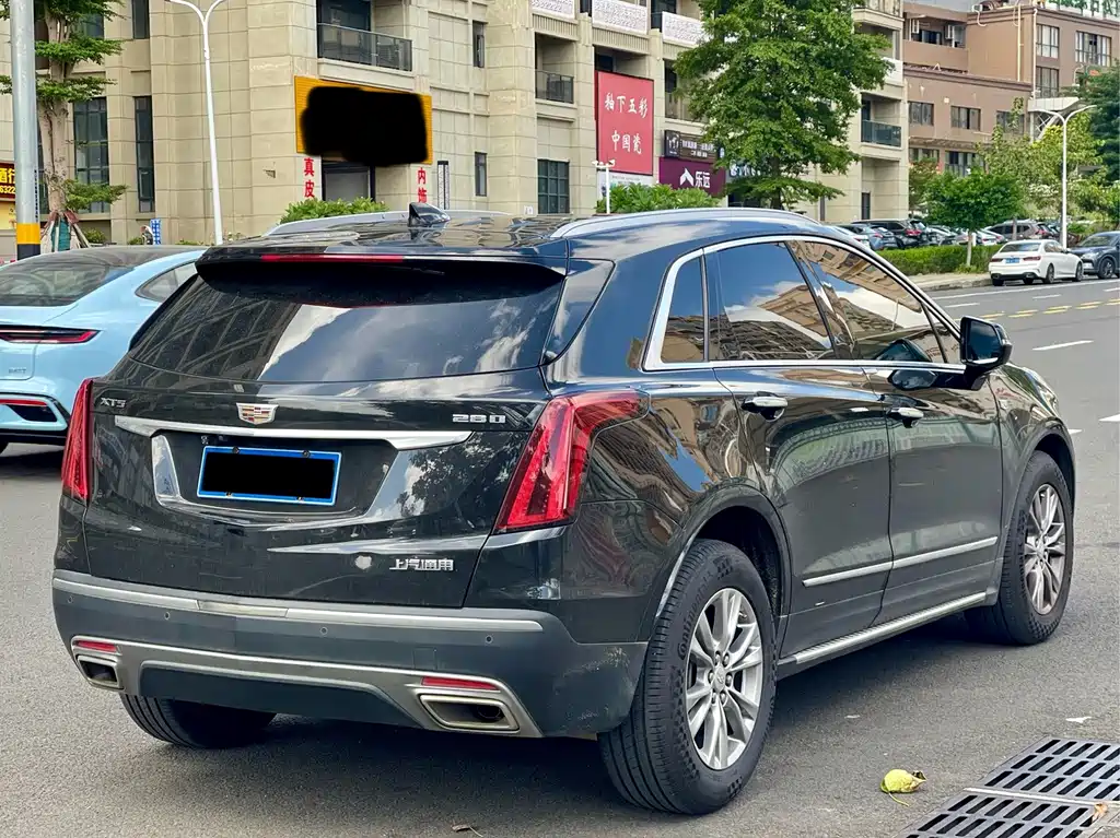 Cadillac XT5 — фото 9