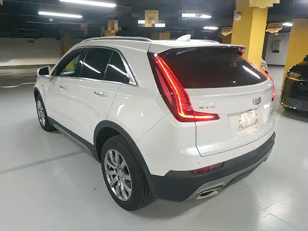 Cadillac XT4 — фото 5