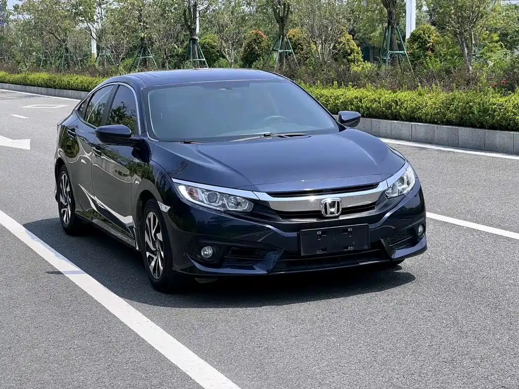 Honda Civic — фото 3