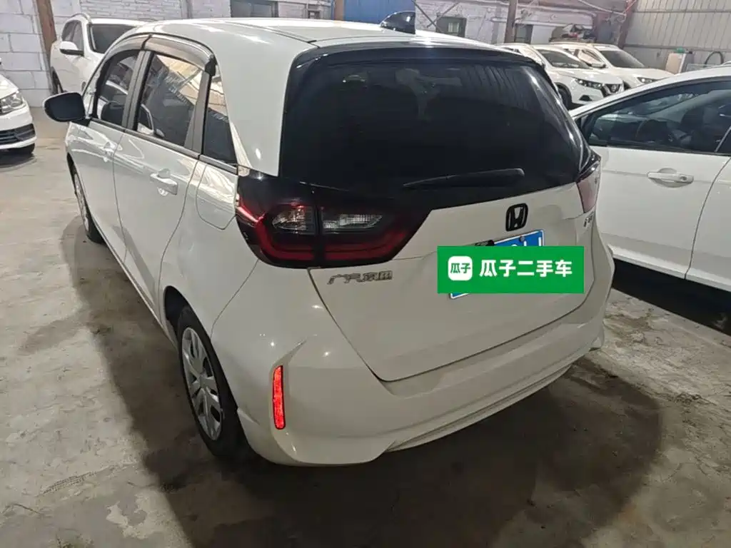 Honda Fit — фото 5