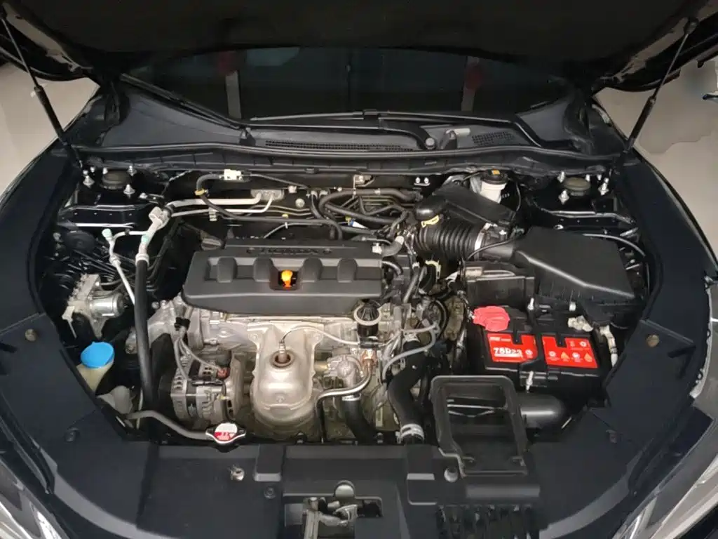Honda Accord — фото 20