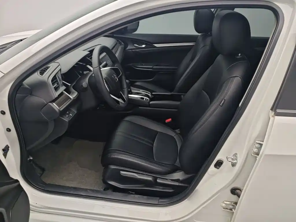 Honda Civic — фото 36