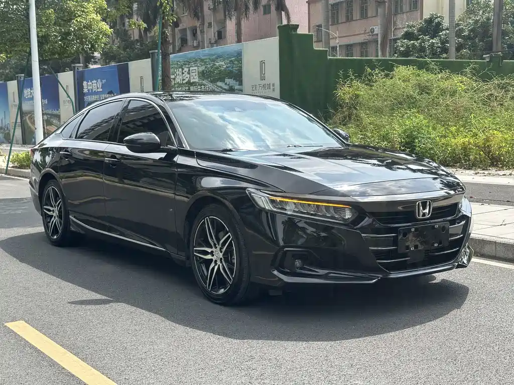 Honda Accord — фото 3