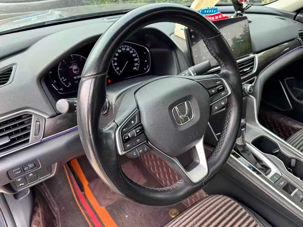 Honda Accord — фото 5