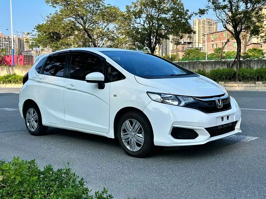 Honda Fit — фото 3