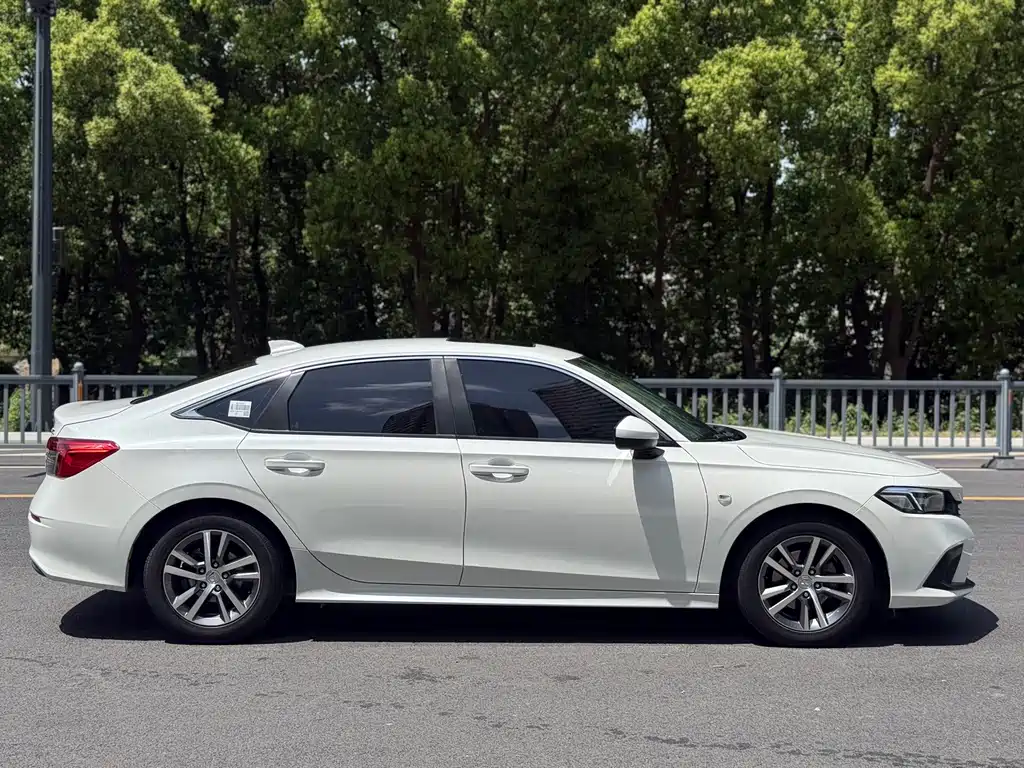 Honda Civic — фото 4