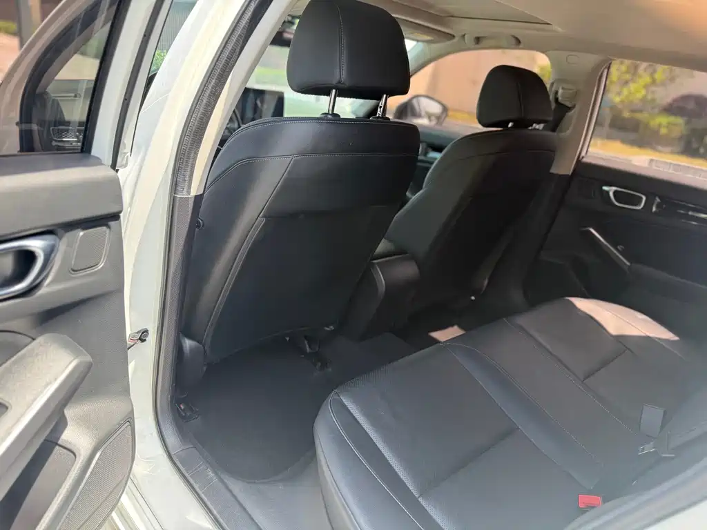 Honda Civic — фото 9