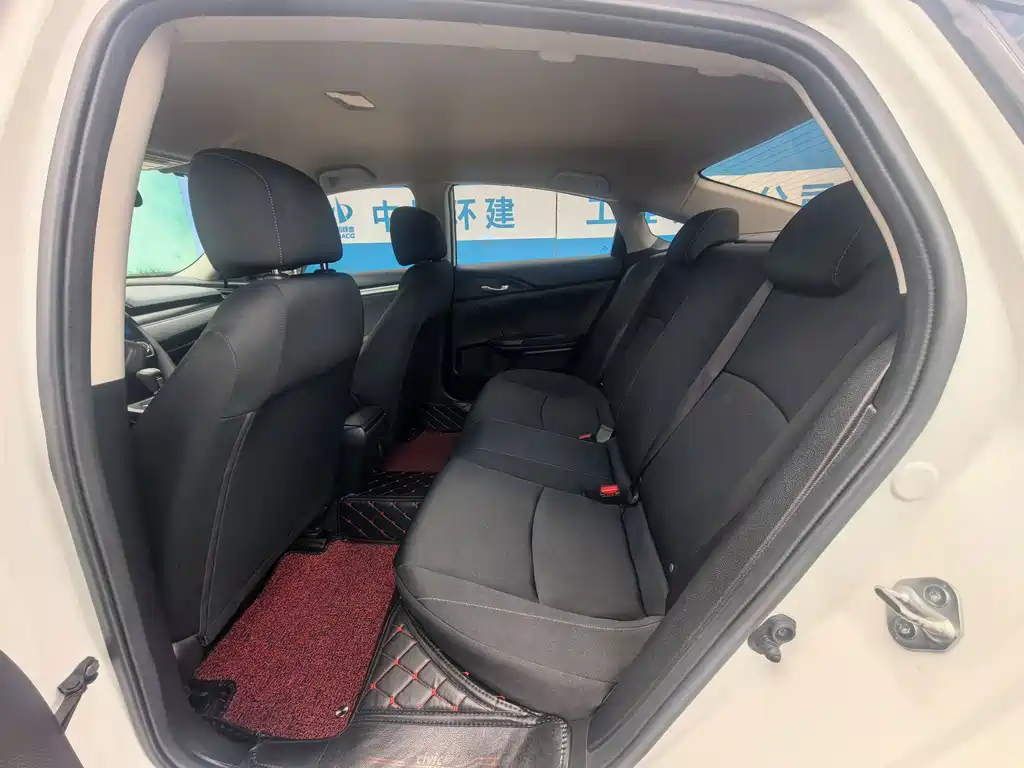 Honda Civic — фото 6