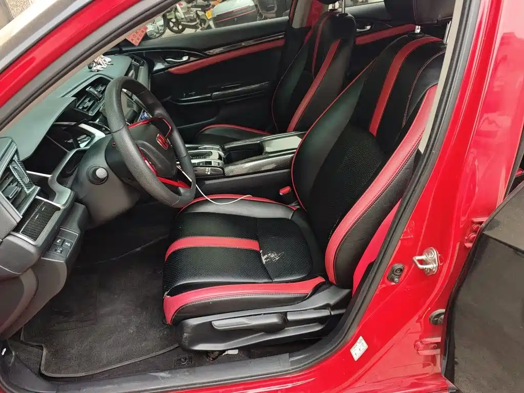 Honda Civic — фото 8