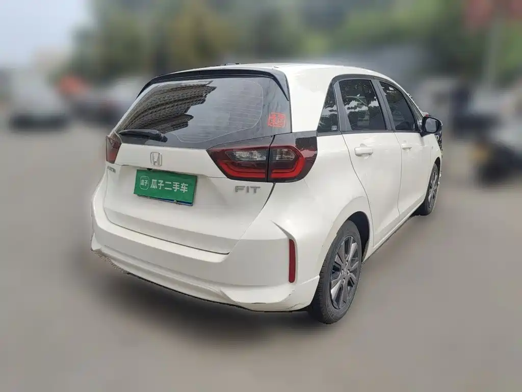 Honda Fit — фото 4
