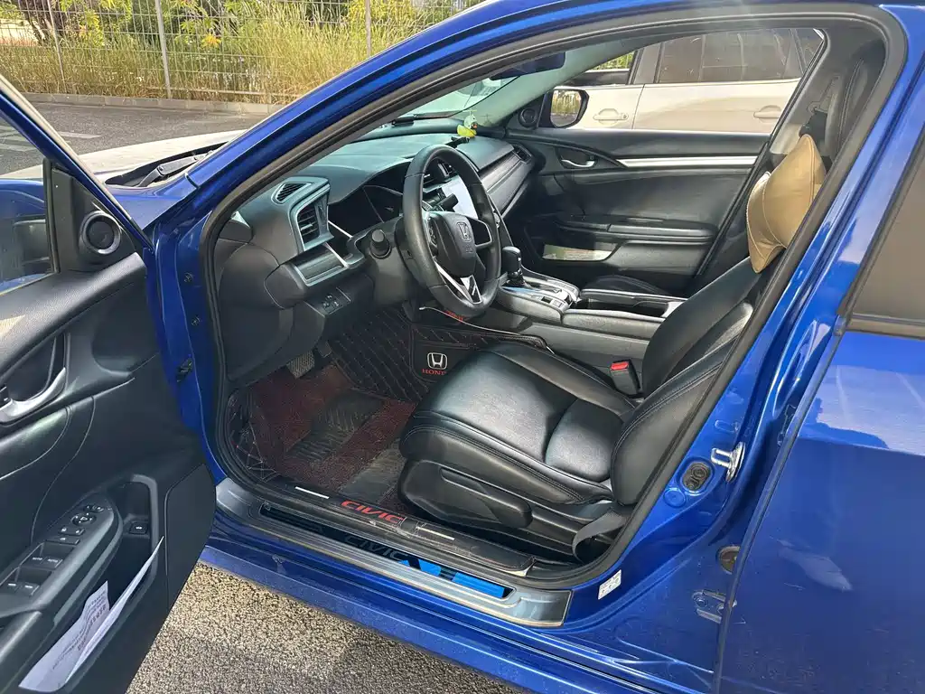 Honda Civic — фото 3