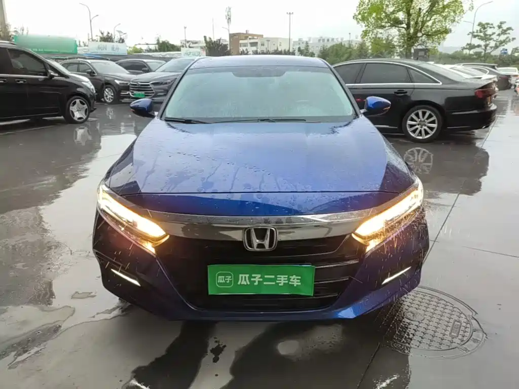 Honda Accord — фото 3