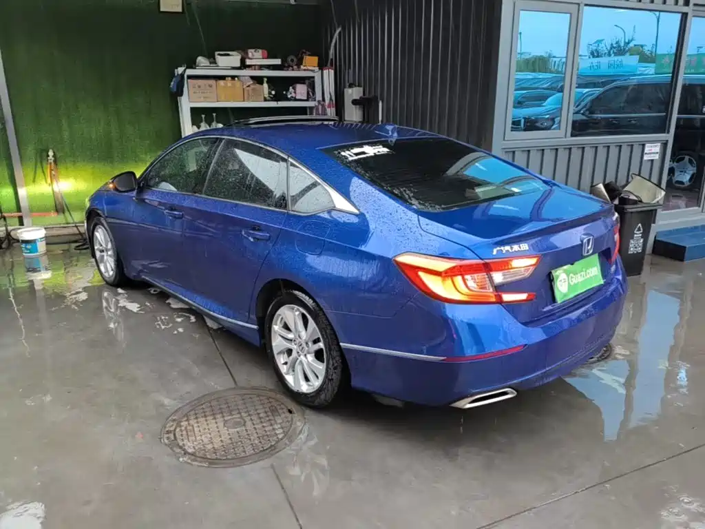 Honda Accord — фото 5