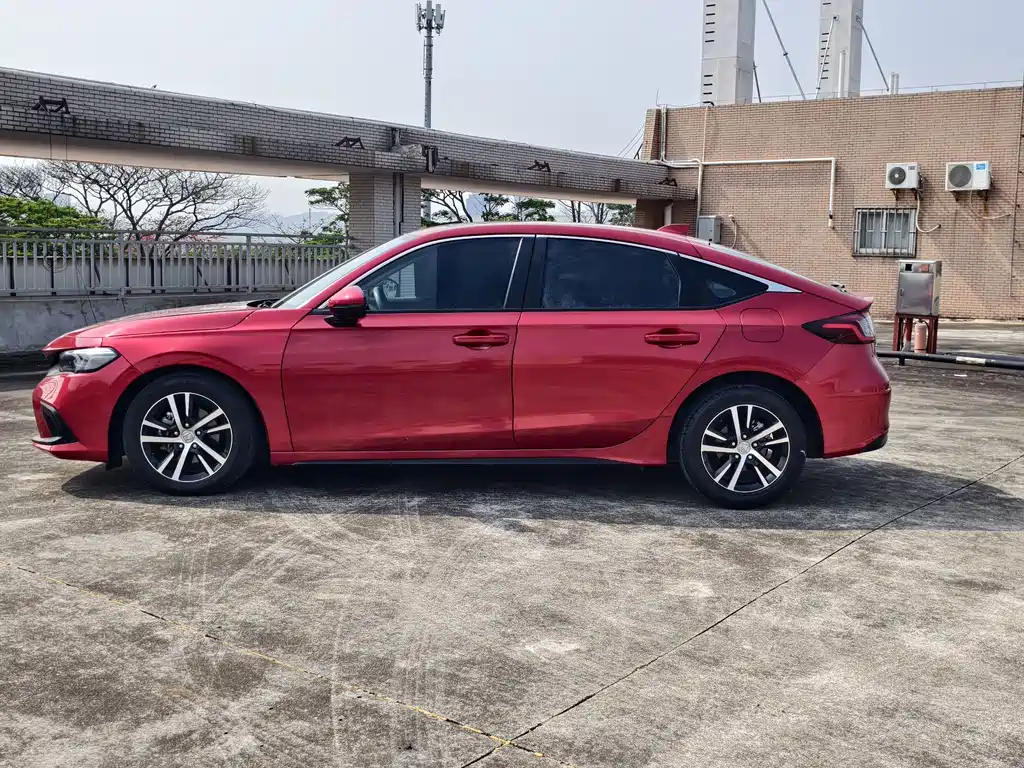 Honda Civic — фото 11