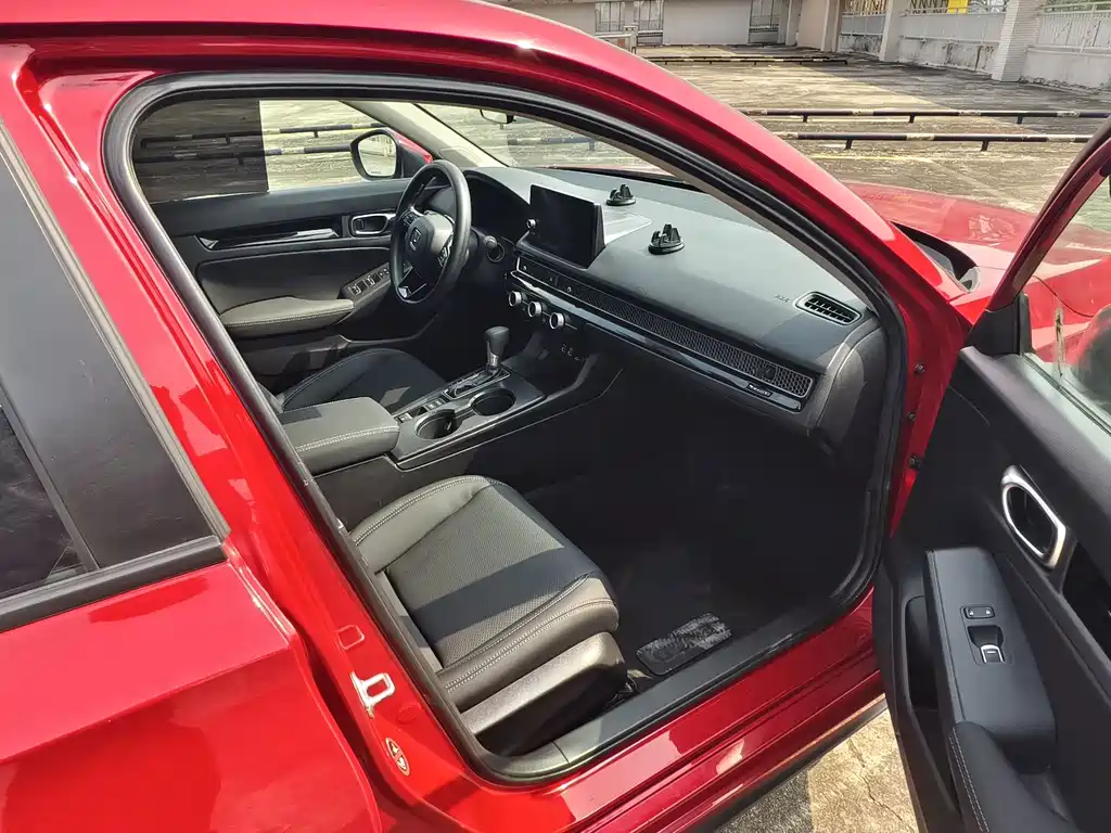 Honda Civic — фото 8