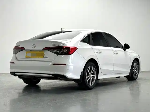 Honda Civic — фото 9