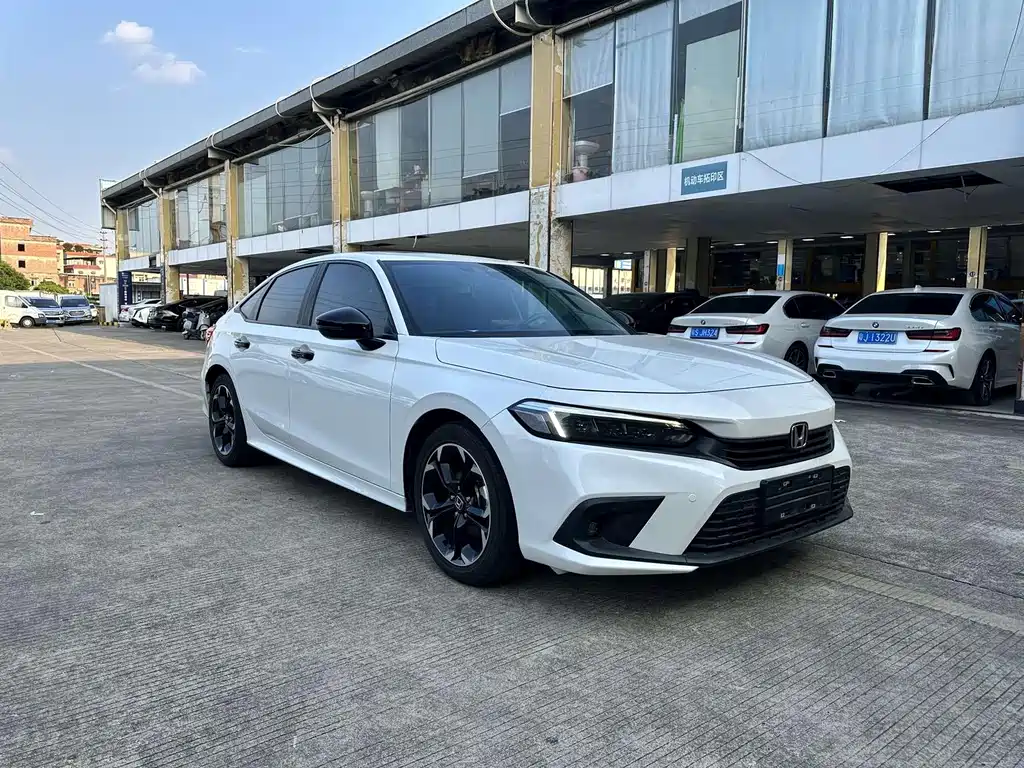 Honda Civic — фото 4